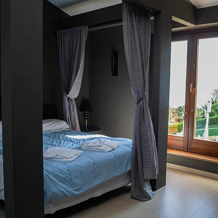 Casale Orgogliosa 招待所 3*