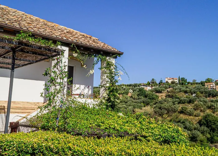 Affittacamere Casale Orgogliosa 3*